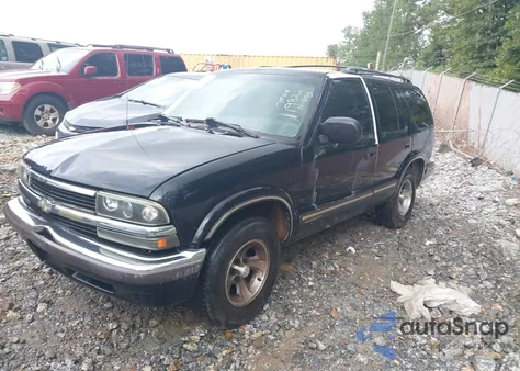 1998 Chevrolet Blazer Ls from USA, damaged, VIN 1GNCS13W8W2119822